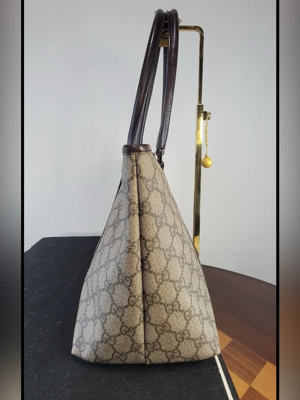 •GUCCI• GG supreme joy tote